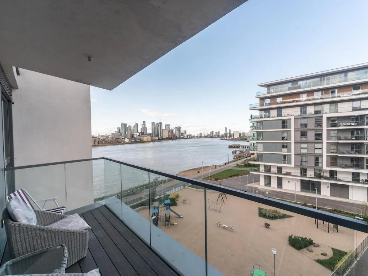 Apartment Pass The Keys Breathtaking 2 Bed 2 Bath Greenwich Riverside Flat London