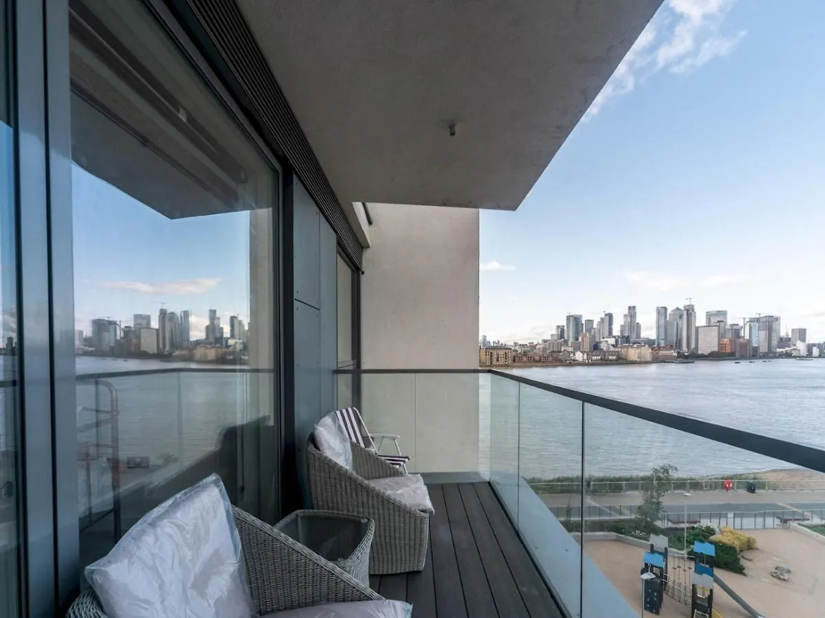 Pass The Keys Breathtaking 2 Bed 2 Bath Greenwich Riverside Flat London United Kingdom